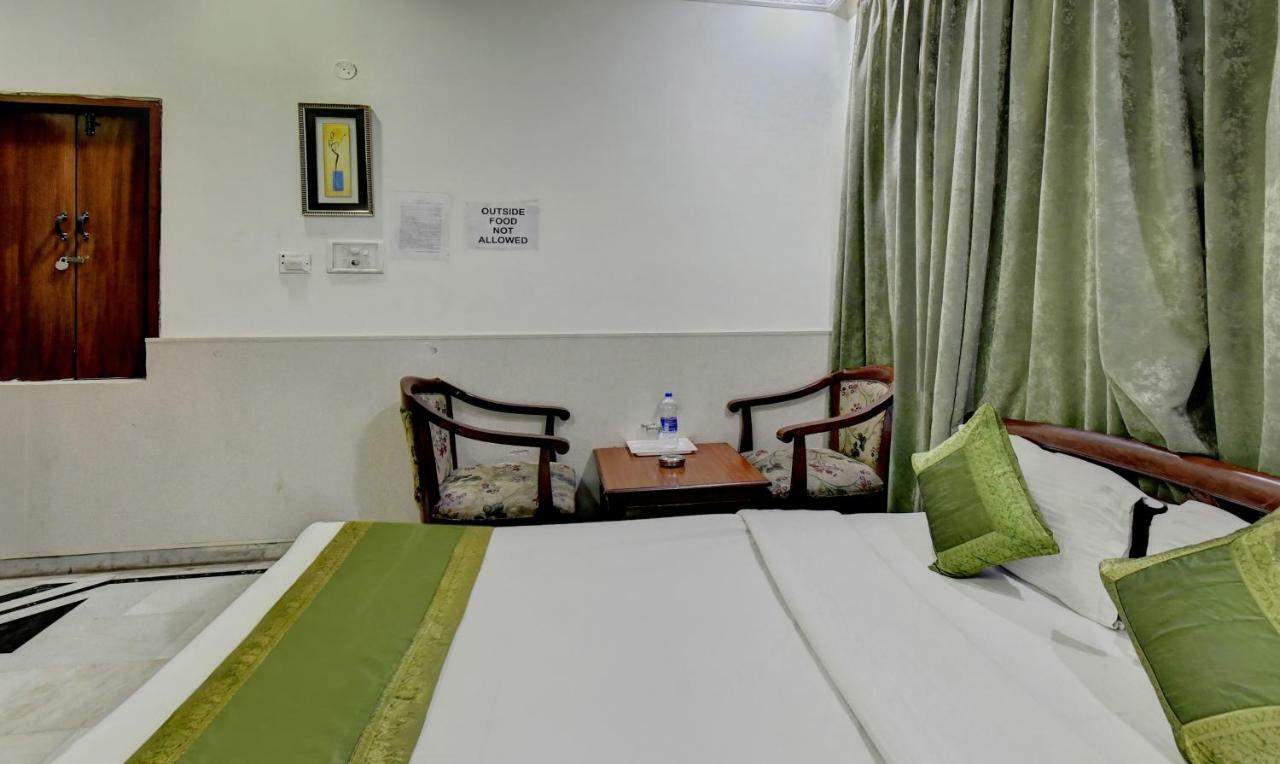 Treebo Trend Corporate Inn Chandīgarh Extérieur photo