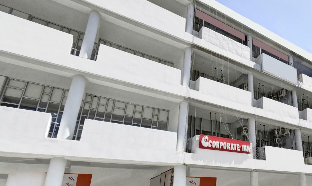 Treebo Trend Corporate Inn Chandīgarh Extérieur photo